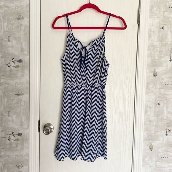 Sequin Hearts Dress - Picture 1 of 4